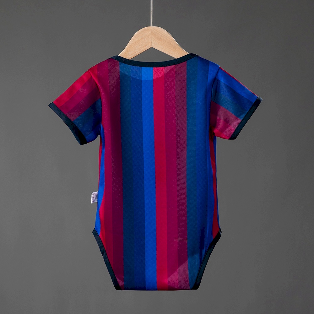 Barcelona home 26 - 27