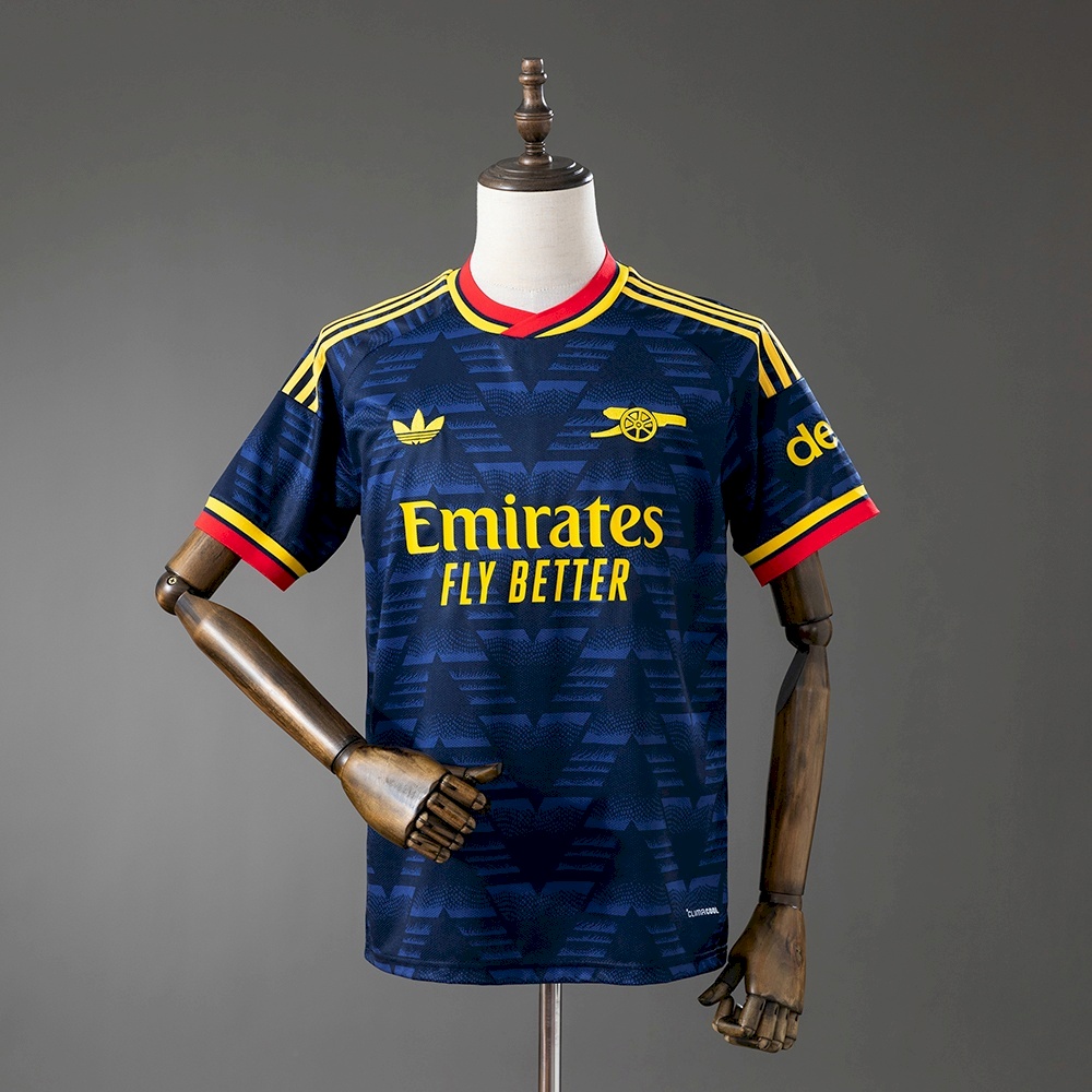 Arsenal away 26 - 27