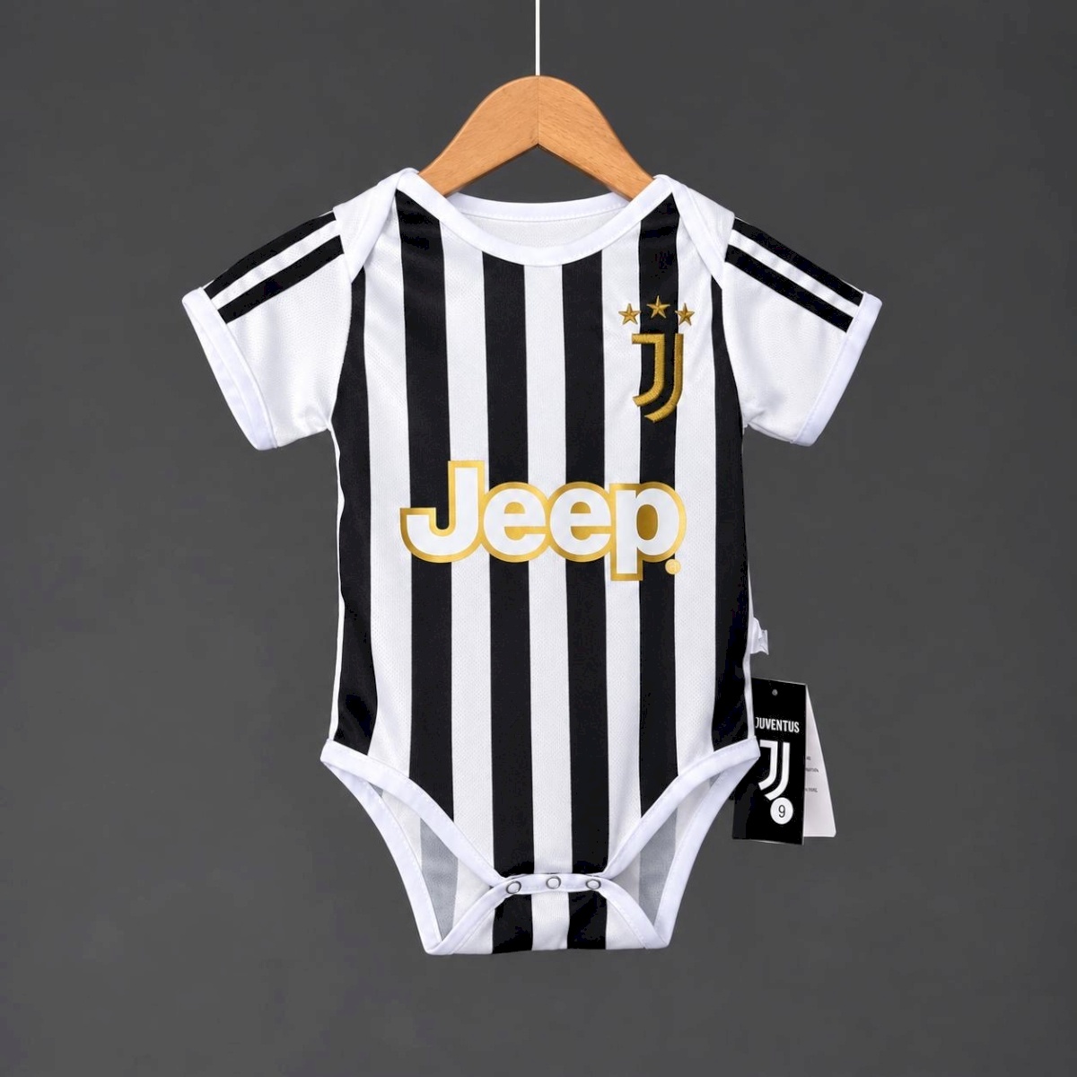 Juventus home 26 - 27