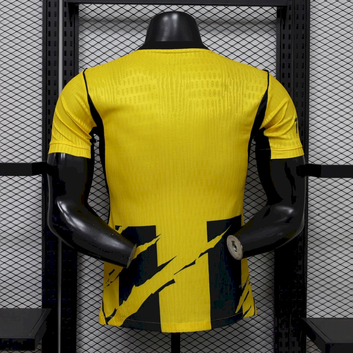 AL-lttihad home 26 - 27