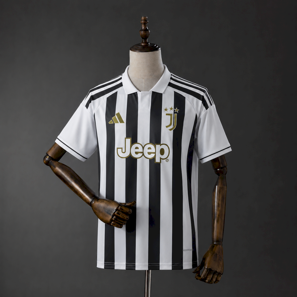 Juventus home 26 - 27