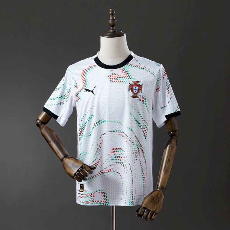 Portugal Away 25 - 26