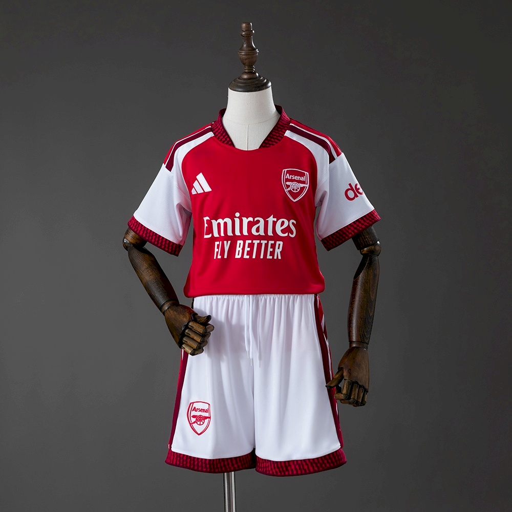 Arsenal home 26 - 27