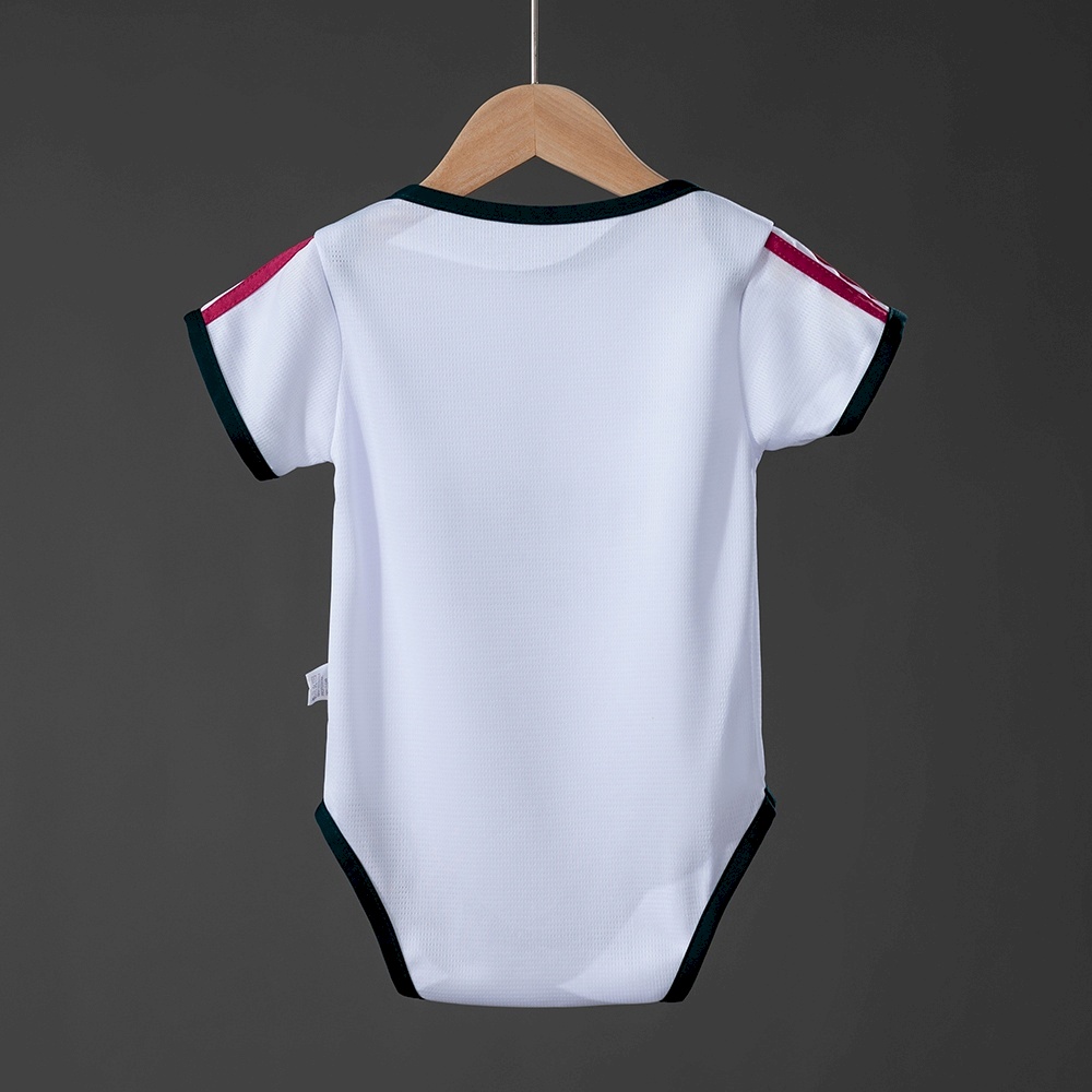 Real Madrid home 26 - 27