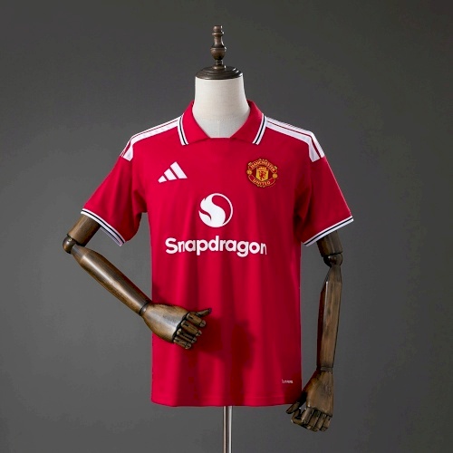 Man united home 26 - 27