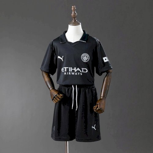 Man City Away 25 - 26