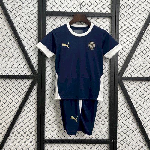 Portugal Ronaldo Training 25 - 26