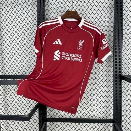 Liverpool Home 25 - 26