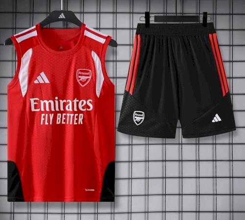 ِِArsenal training red kit