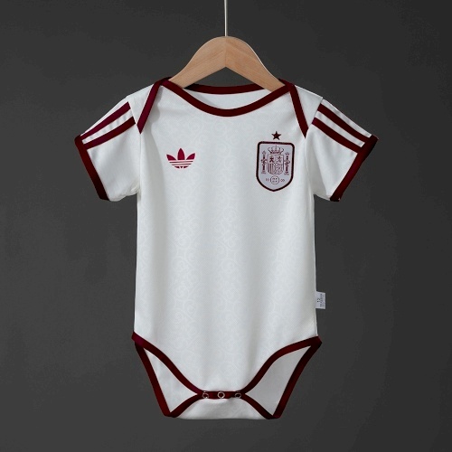Spain home 26