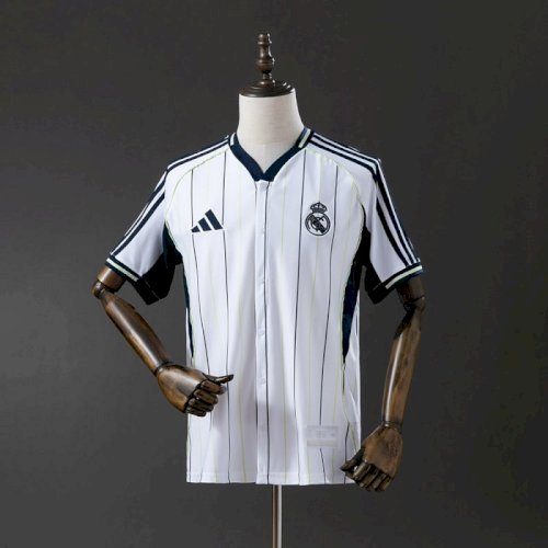 Real Madrid Pre-Match 25 - 26