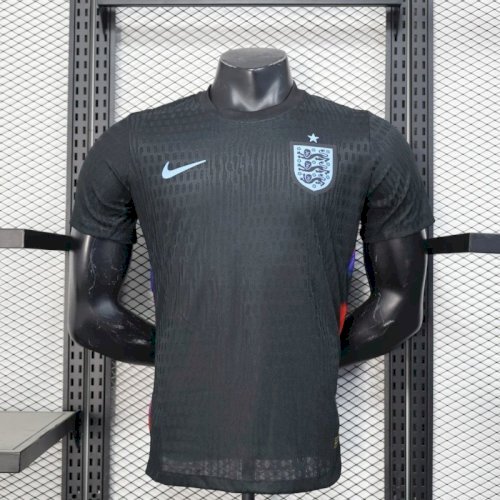 England Away 25 - 26
