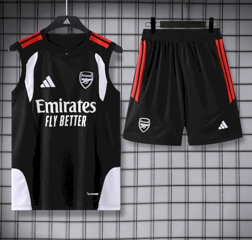 Arsenal training black kit