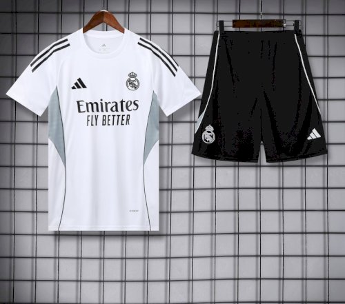 Real Madrid training kit
