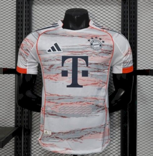 Bayern Munich Away 25 - 26