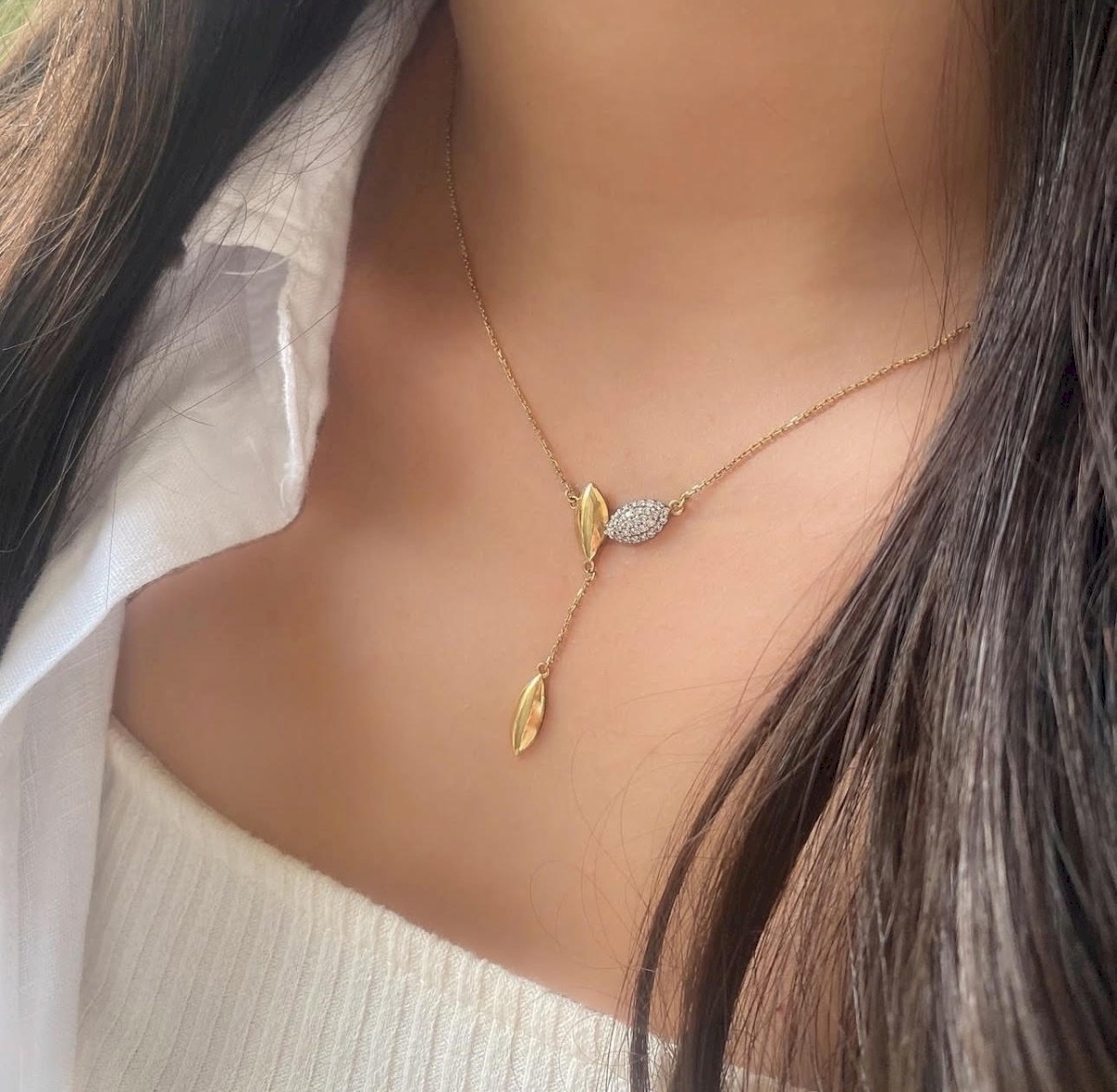 21K YELLOW GOLD DIAMOND NECKLACE