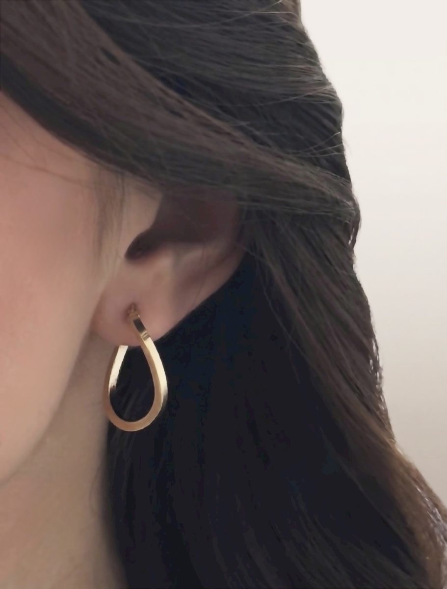 18K YELLOW GOLD MODERN HOOPS EARRINGS