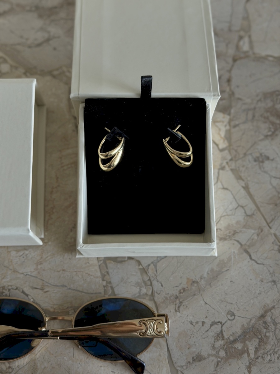 18K YELLOW GOLD THICK LAYERED EARRINGS