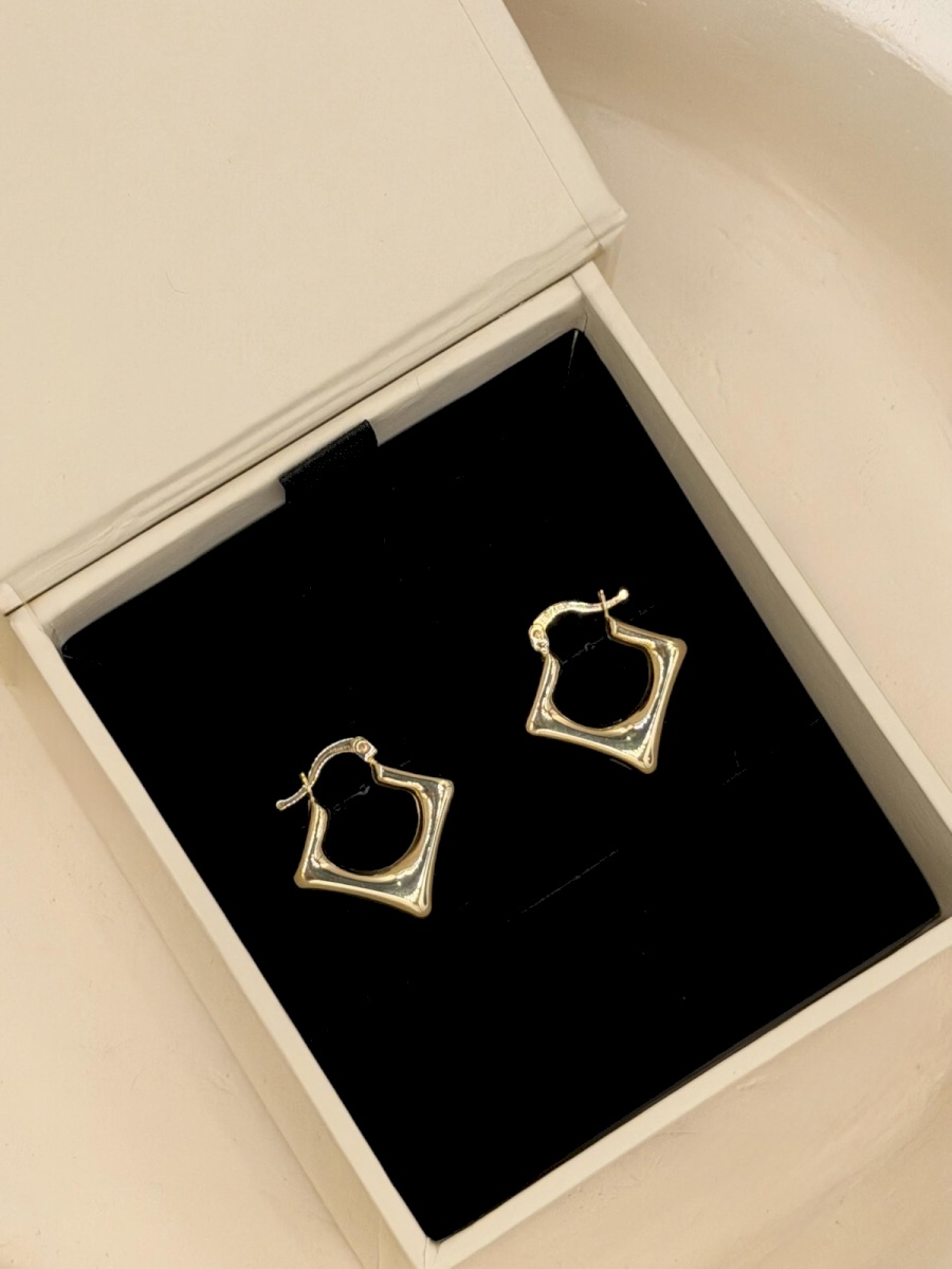 18K YELLOW GOLD MODERN EARRINGS