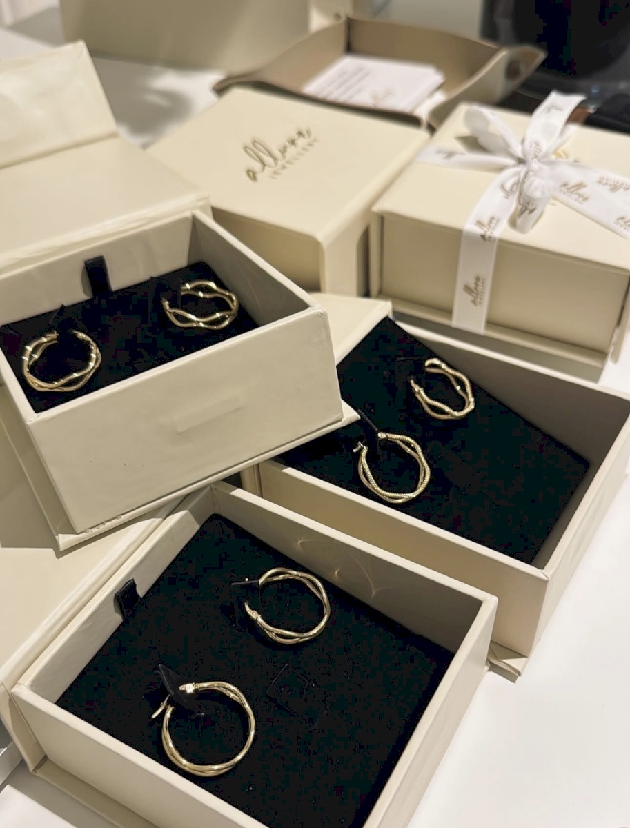 18K YELLOW GOLD MODERN EARRINGS