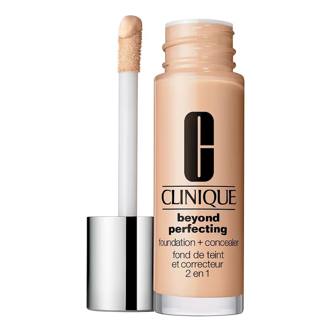 Clinique Beyond Perfecting - Foundation + Concealer 2-in-1