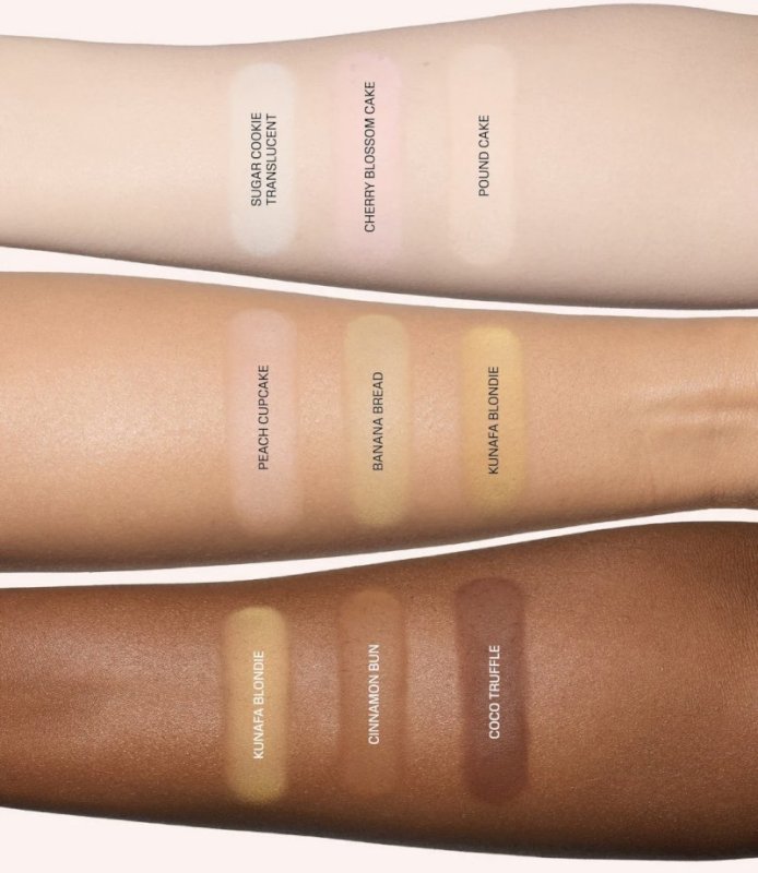Huda beauty easy bake pressed powder phone grip