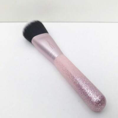 MAC brush 424SES Pink Angled Blush / Highlighter Brush, Travel Size