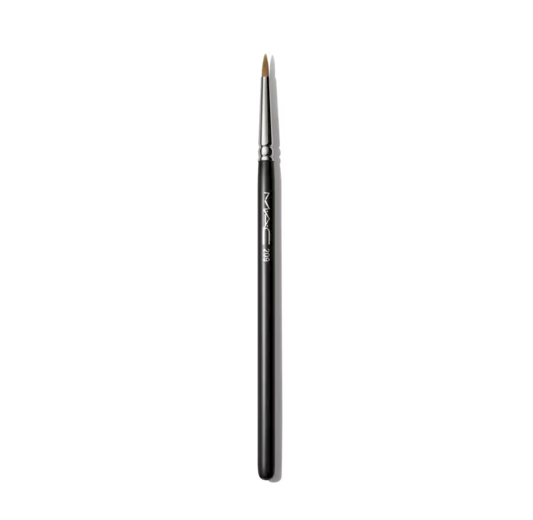 Mac eyeliner brush 209S