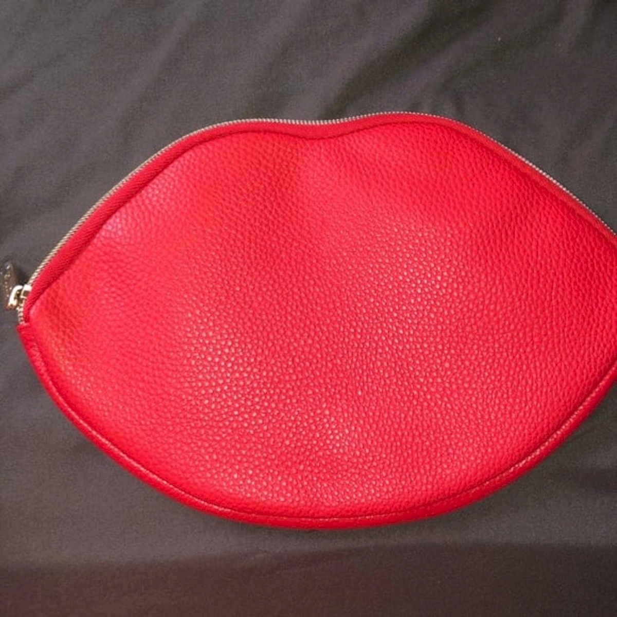 Tarte red lips makeup bag