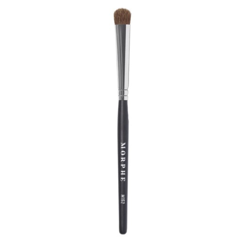 Morphe m152 medium chisel fluff brush