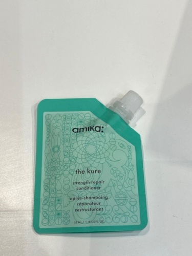 Amika the kure strength repair conditioner 35ml