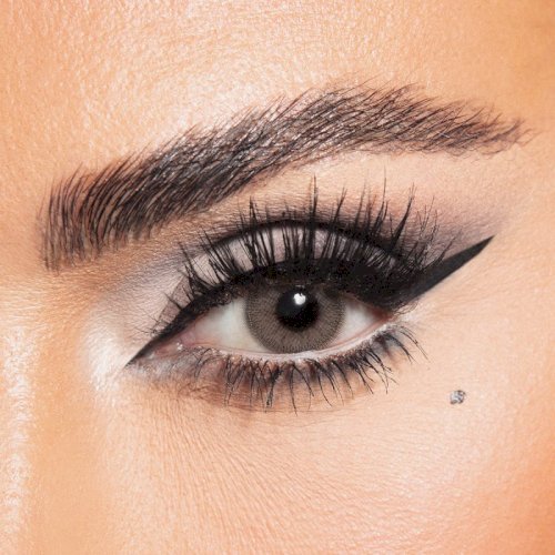 Diva Monthly Plano Contact Lenses By Huda Kattan - Eitan