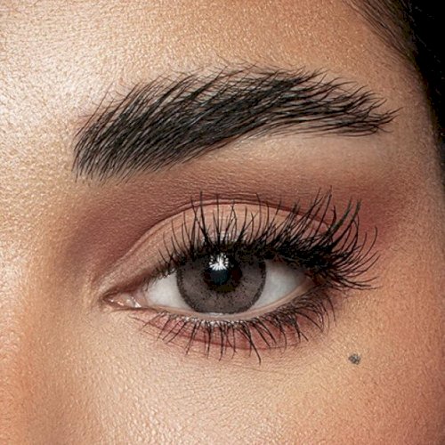 Amara Monthly Celebrity Collection Contact Lenses - Chai