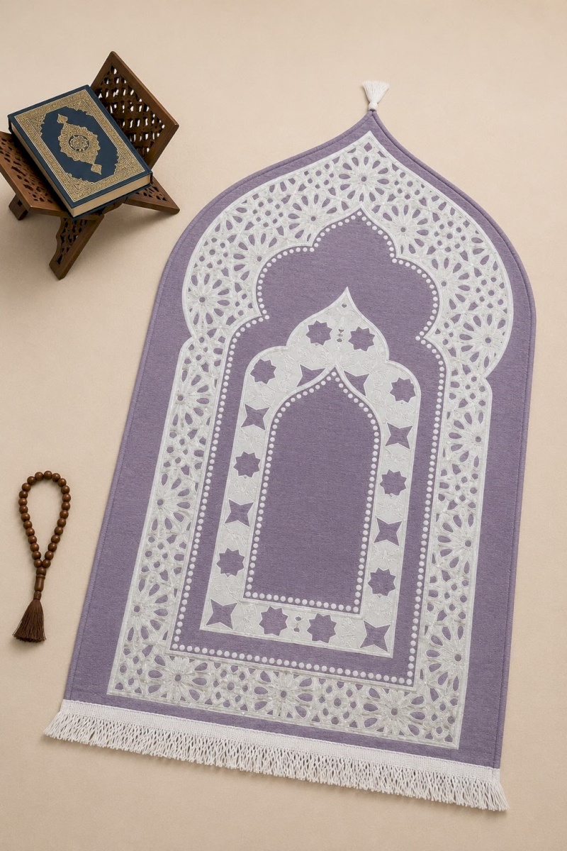 سجاد مصري مبطن باسفنج خفيف على شكل محراب