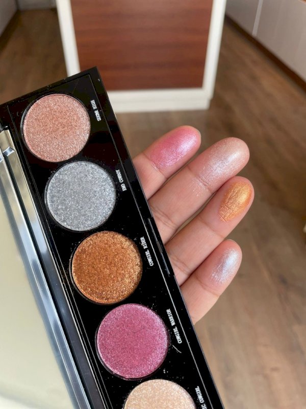 Realbeauty glitter palette