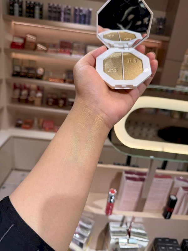 RealBeauty highlighter