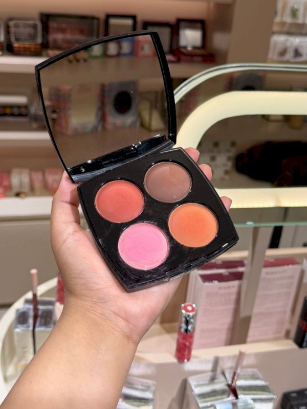 RealBeauty Blusher Palette