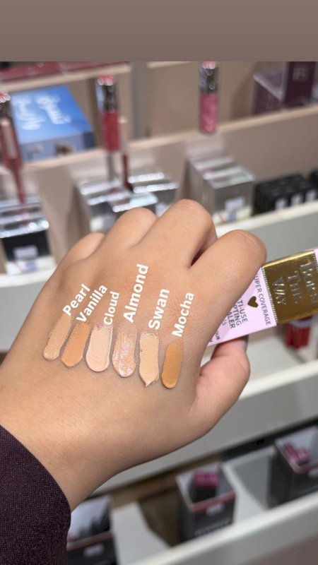 REALBEUTY BORN THIS WAY CONCEALER