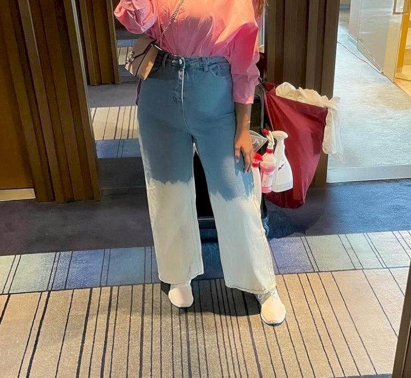 Blue x White Jeans 21 095