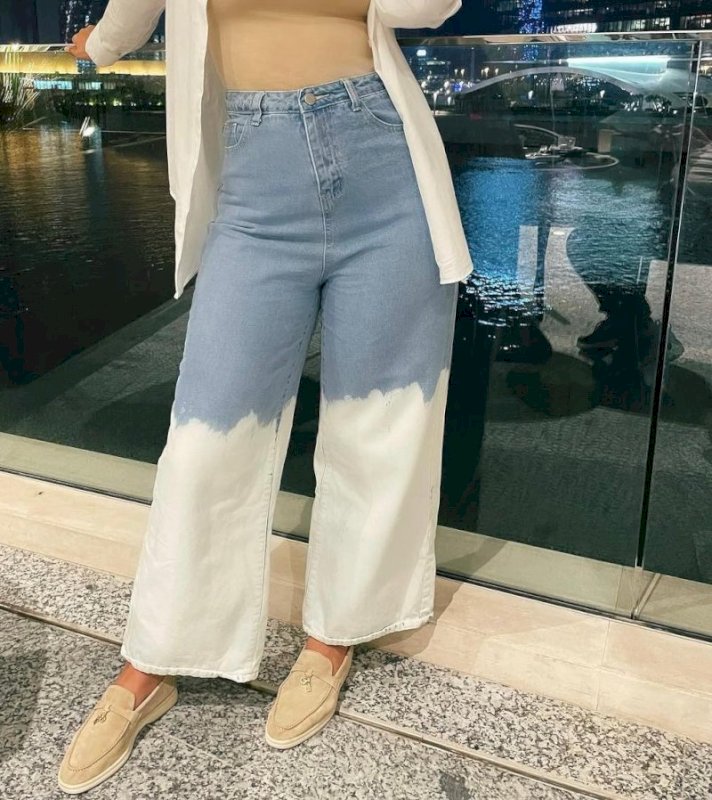 Blue x White Jeans 21 095