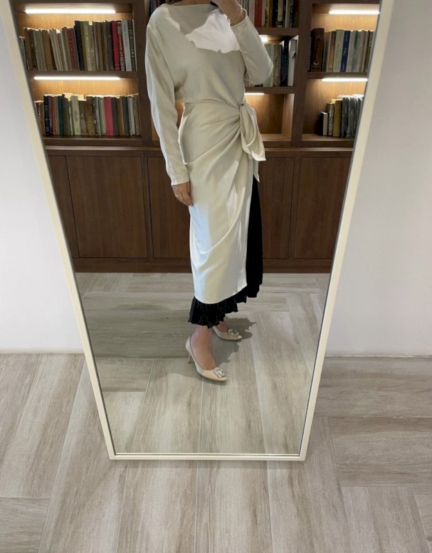 Wrapped dress set [Trendin’ Eid Exclusive✨] 4 086