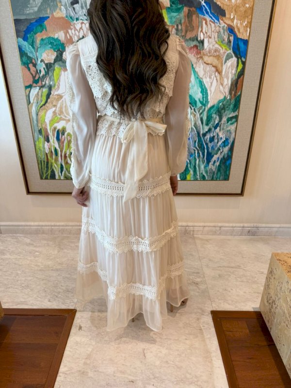 Beige lace dress 5 104