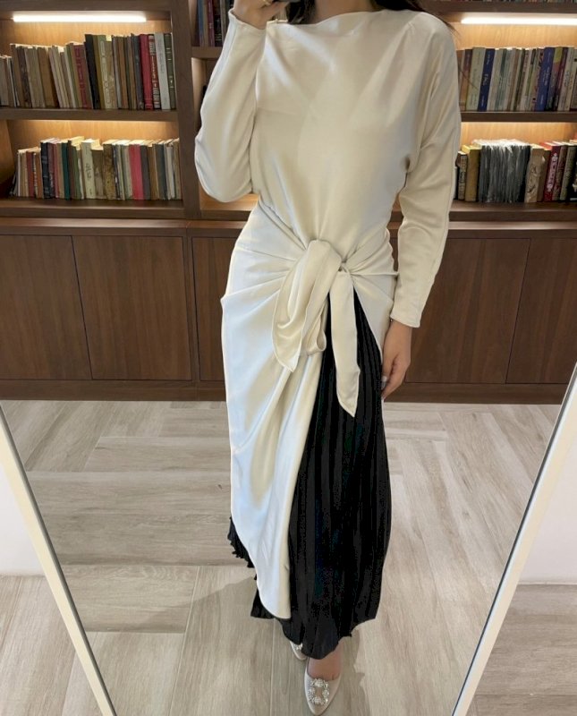 Wrapped dress set [Trendin’ Eid Exclusive✨] 4 086