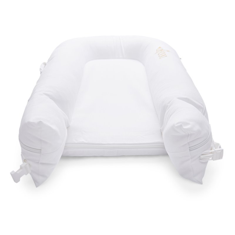 Deluxe + Dock Pristine White