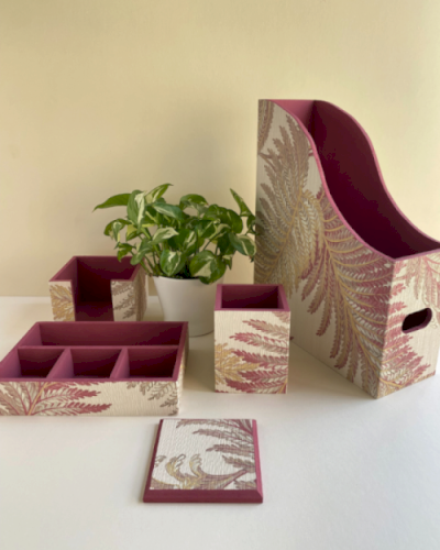 طقم مكتب «أرجوان»